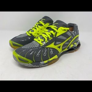 Mizuno Wave Tornado X volleyball shoes size 9.5